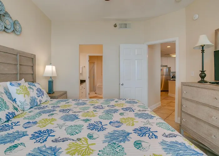 Lighthouse 1606 Apartment *