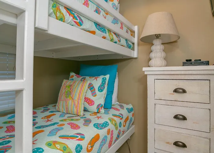 Lighthouse 1606 Apartment *